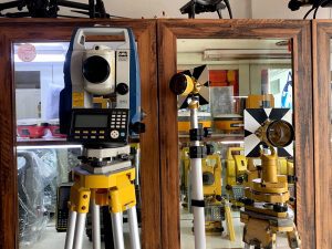 Alat Survey Terbaik untuk Kontraktor