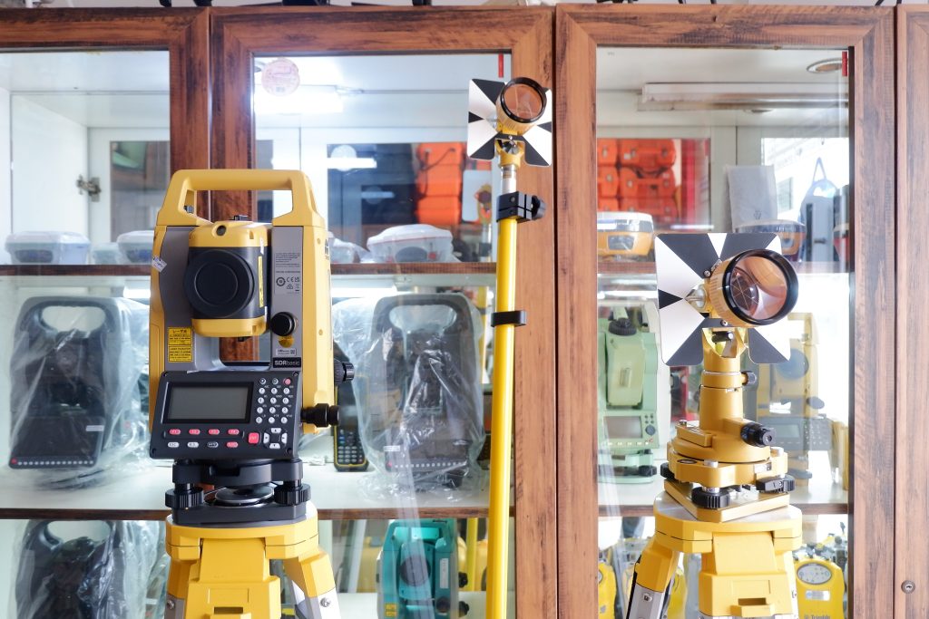 Jual Total Station Topcon GM-100 bergaransi resmi untuk kebutuhan surveyor profesional.